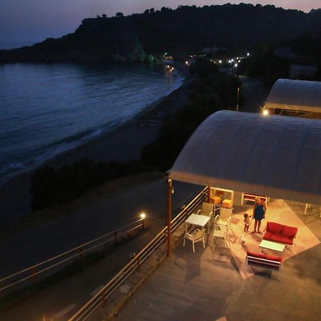 Santa Marina Apartments Rodhákinon Luaran gambar