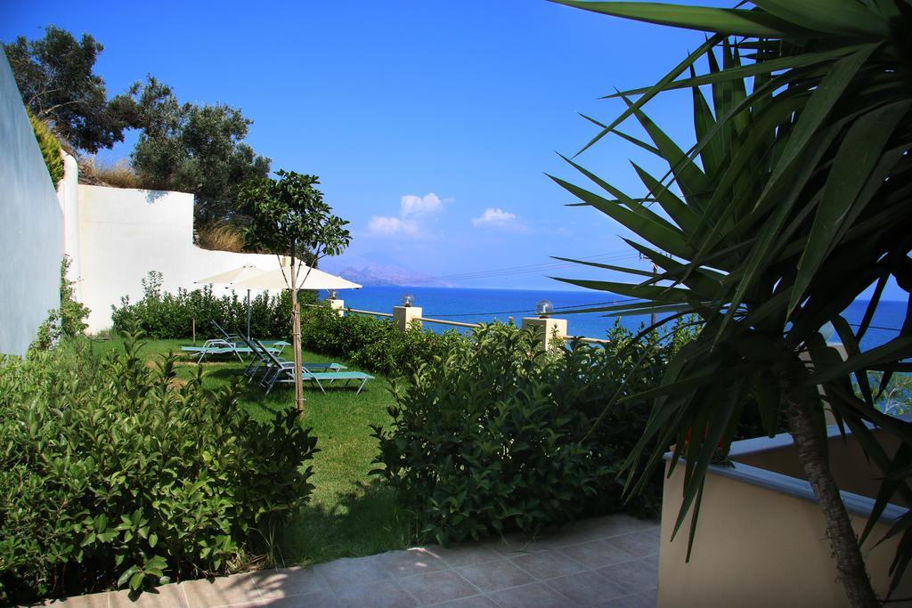 Santa Marina Apartments Rodhákinon Luaran gambar