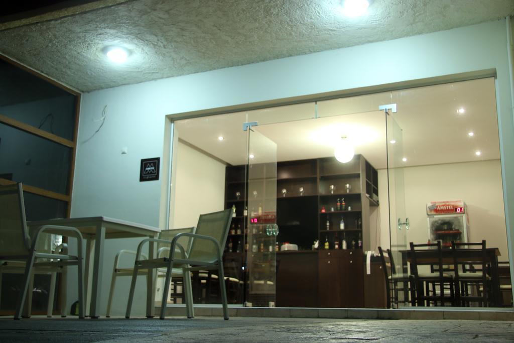 Santa Marina Apartments Rodhákinon Luaran gambar