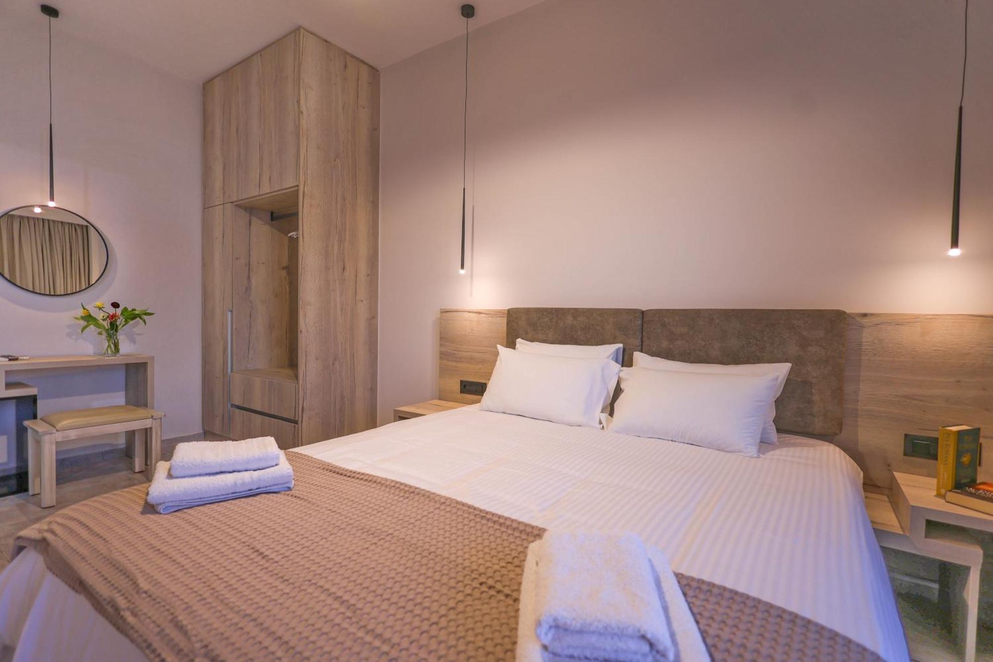 Santa Marina Apartments Rodhákinon Luaran gambar